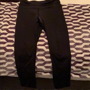 Lululemon crop lot size 2 - will take best offer!